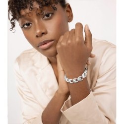 LOVE Bracelet in Silver.