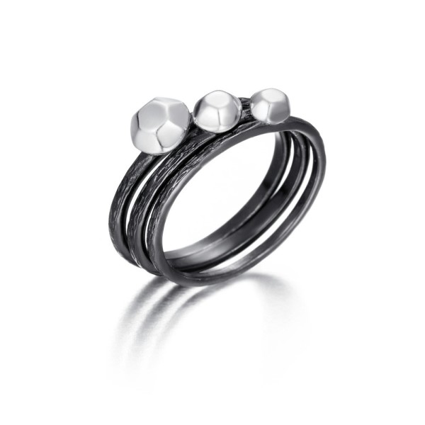 Triple sterling silver ring with black rhutenium plating