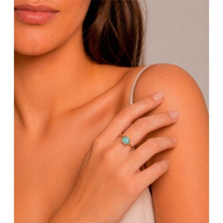 Anillo con Amazonita hexagonal en baño de oro 18k