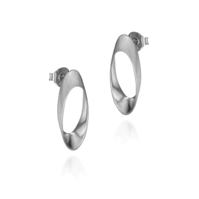 Pendientes con diseño ovalado de plata de ley 925