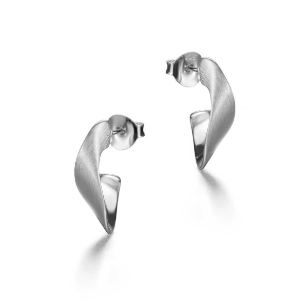 Pendientes curvos de plata de ley 925