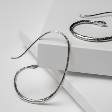 Pendientes de serpiente de plata de ley 925