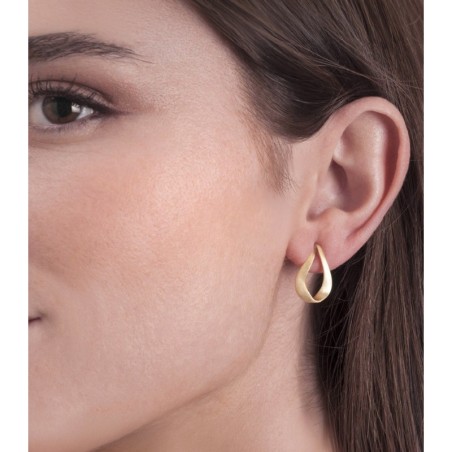 Pendientes LOVE de Plata. Baño de Oro 18k